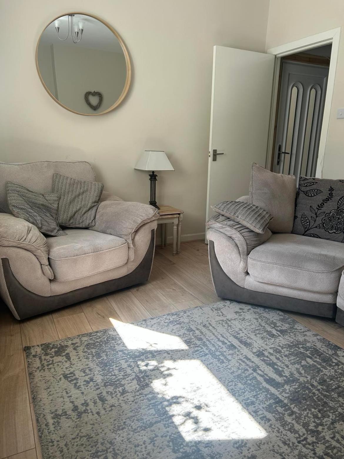 Appartamento Number Fifty Six Hawick Esterno foto