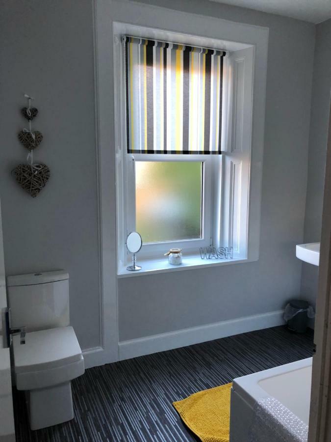 Appartamento Number Fifty Six Hawick Esterno foto